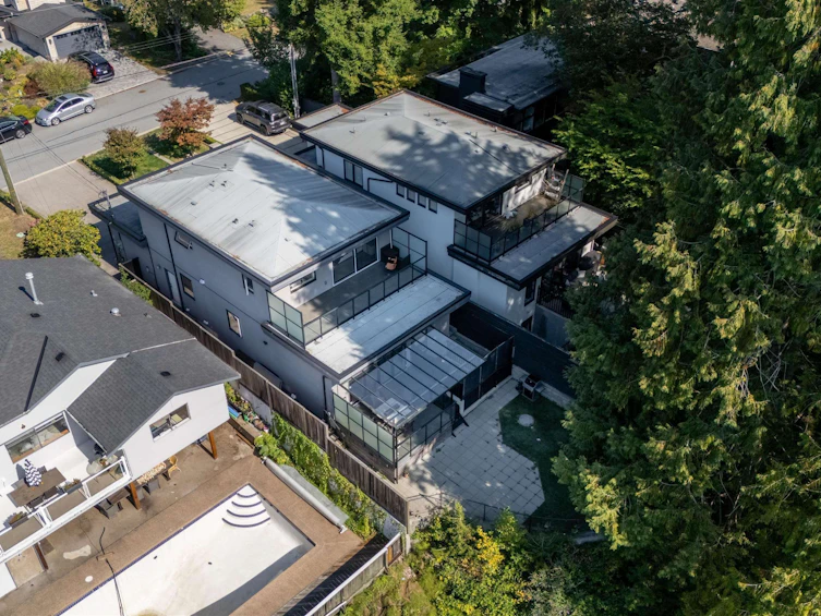 1033 Prospect Avenue, North Vancouver, BC, V7R 2M6 - 29