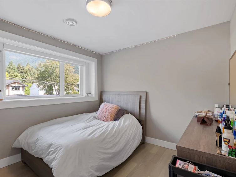 1033 Prospect Avenue, North Vancouver, BC, V7R 2M6 - 18