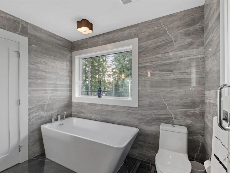 1033 Prospect Avenue, North Vancouver, BC, V7R 2M6 - 17