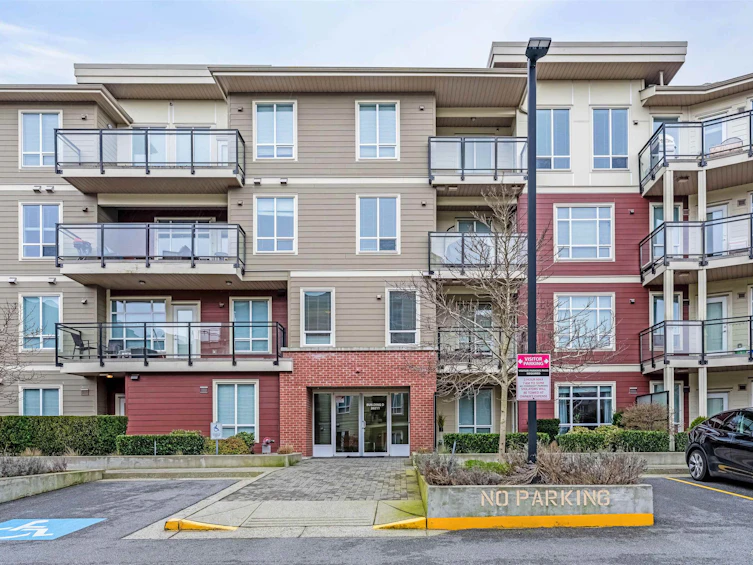 D211-20211 66 Avenue, Langley, BC, V2Y 0L4 - 2