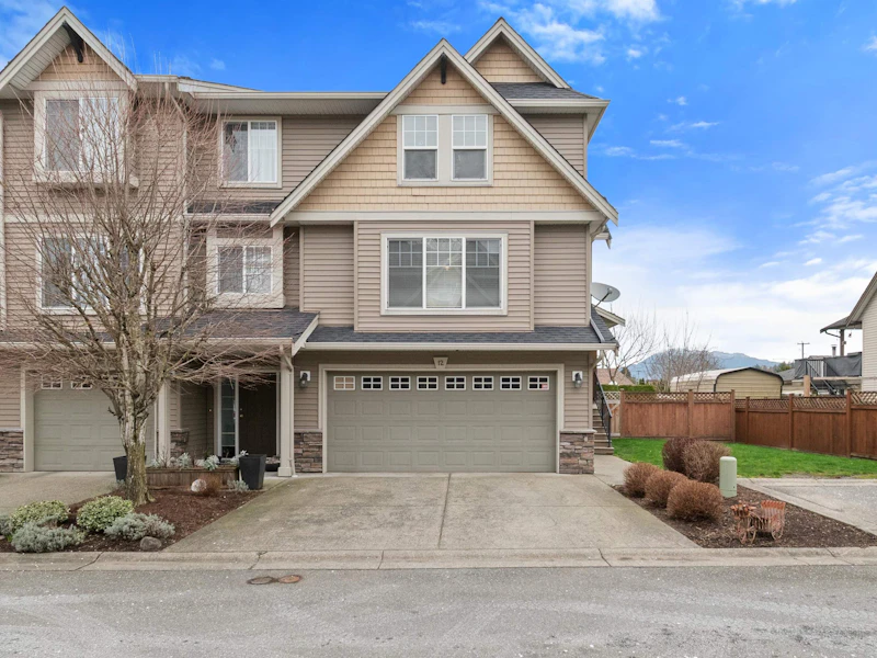12 - 9232 Woodbine Street, Chilliwack BC V2P 5S8