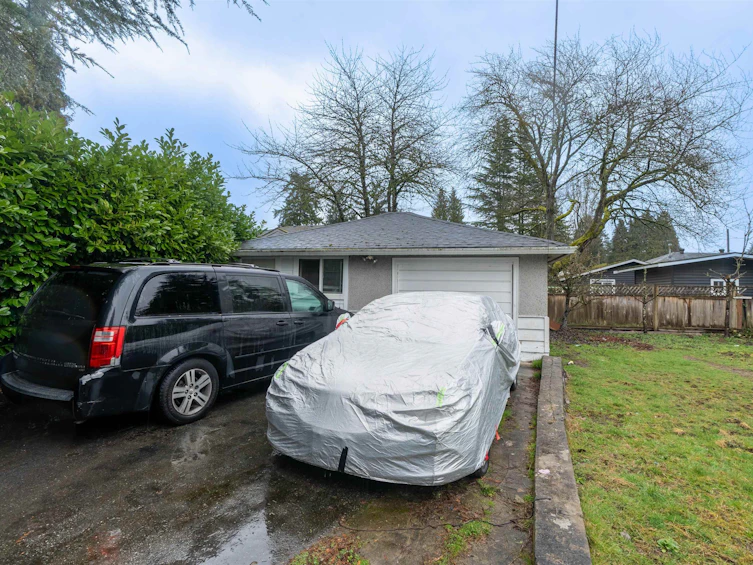 10246 125a Street, Surrey, BC, V3V 4Z5 - 9