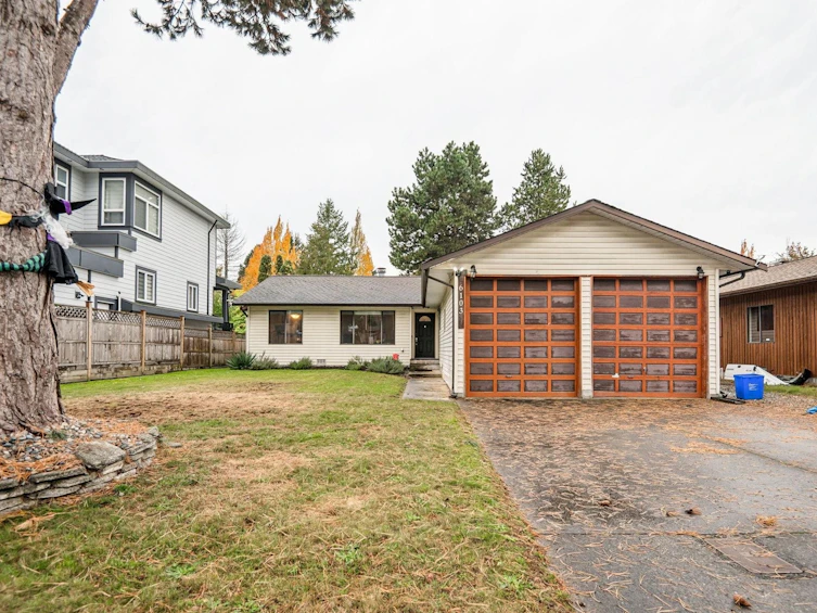 6103 172b Street, Surrey, BC, V3S 6G6