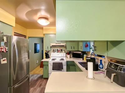 6611 Lakeview Avenue - 5