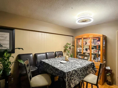 6611 Lakeview Avenue - 4
