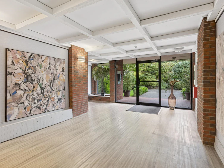 211-155 E 5th Street, North Vancouver, BC, V7L 1L3 - 31