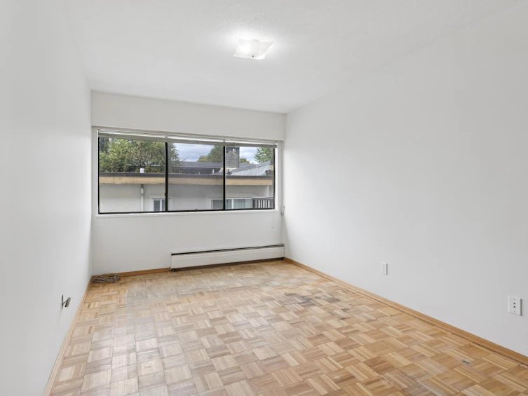 211-155 E 5th Street, North Vancouver, BC, V7L 1L3 - 11