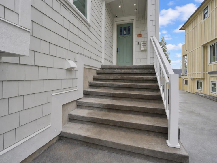 2-3110 W 42nd Avenue, Vancouver, BC, V6N 3H2