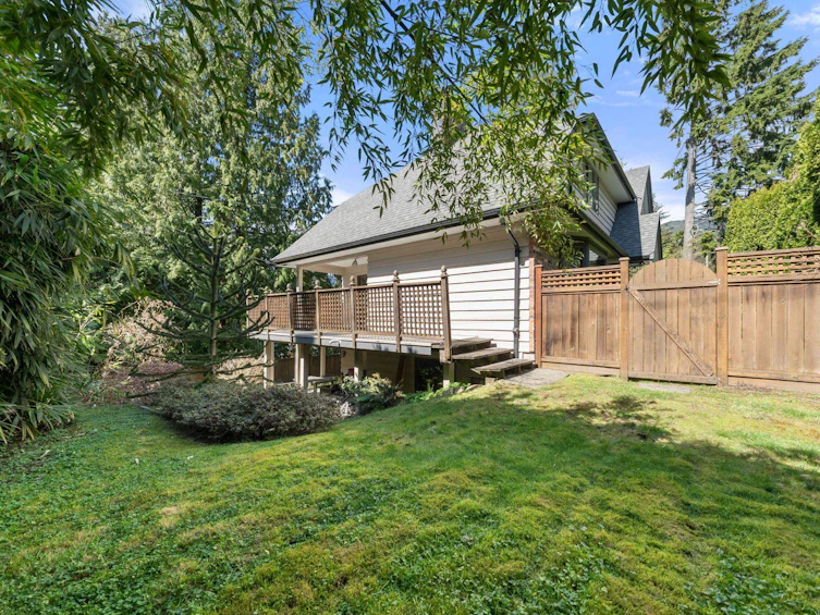 4877 Cedarcrest Avenue, North Vancouver, BC, V7R 3R6 - 39