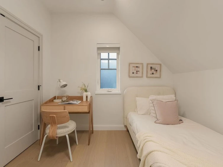 2542 Grant Street, Vancouver, BC, V5K 3G7 - 36