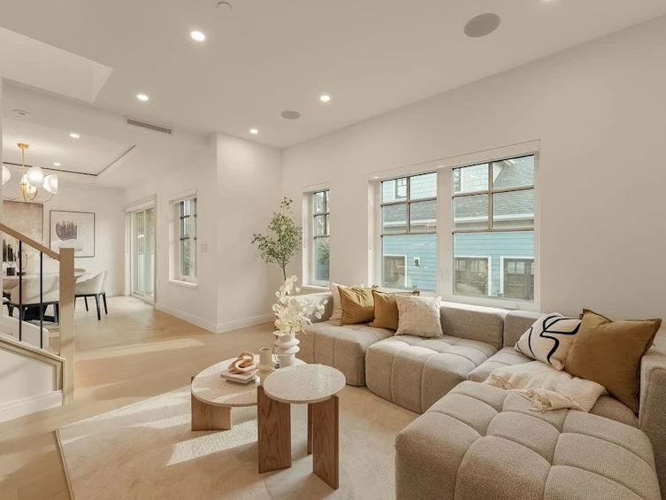 2542 Grant Street, Vancouver, BC, V5K 3G7 - 16