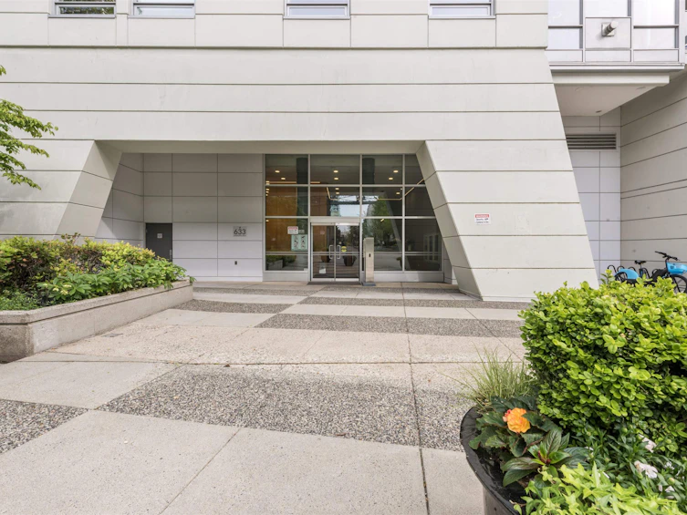 605-633 Kinghorne Mews, Vancouver, BC, V6Z 3H3 - 27