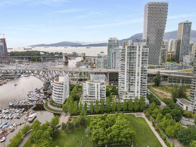 605-633 Kinghorne Mews, Vancouver, BC, V6Z 3H3 - 33