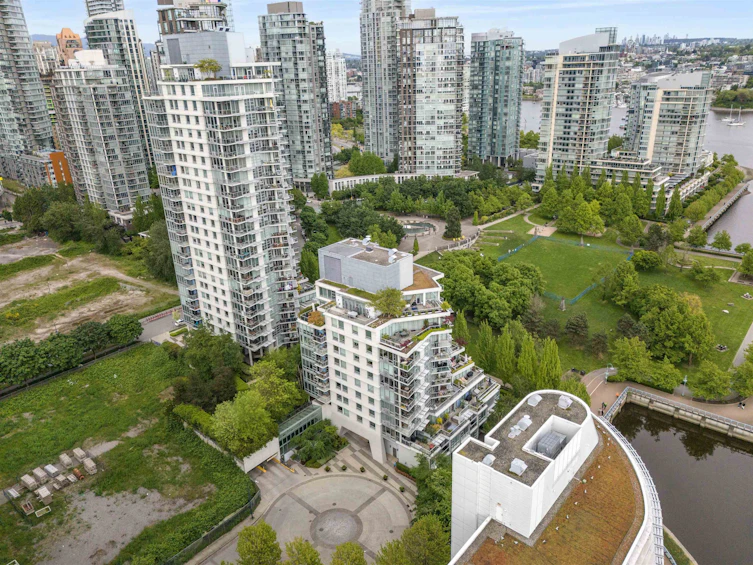605-633 Kinghorne Mews, Vancouver, BC, V6Z 3H3 - 36