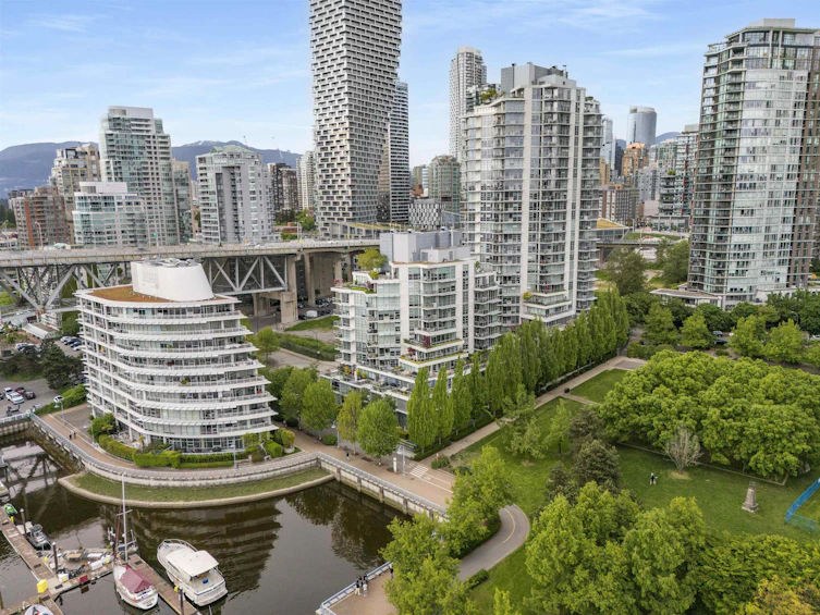 605-633 Kinghorne Mews, Vancouver, BC, V6Z 3H3 - 35