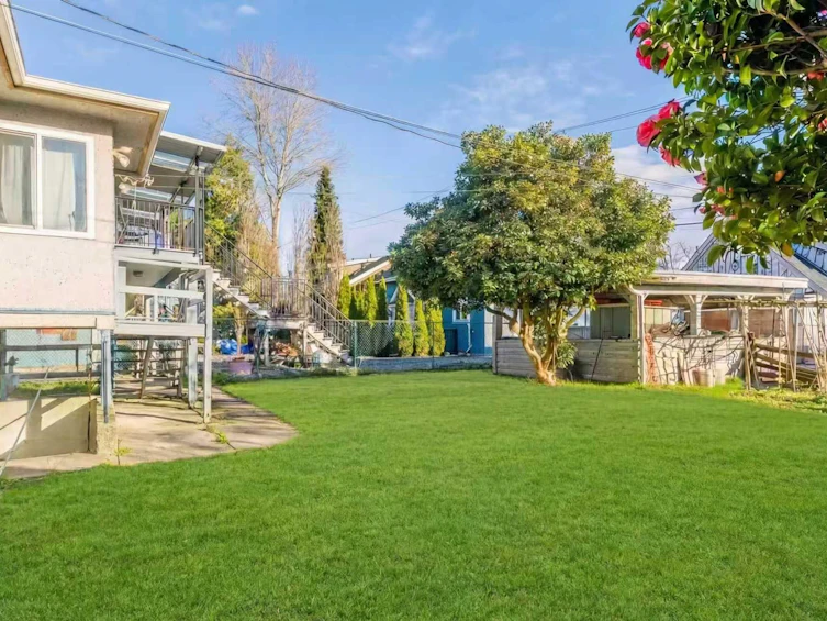 2630 E 1st Avenue, Vancouver, BC, V5M 1A5 - 15