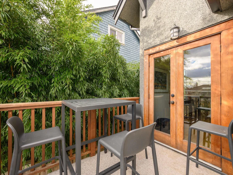 2834 E Georgia Street, Vancouver, BC, V5K 2K4 - 36