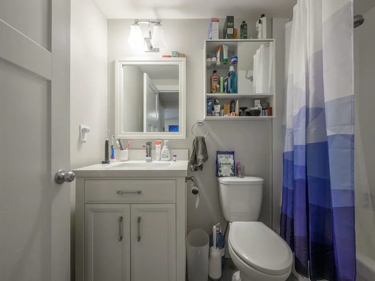 2834 E Georgia Street, Vancouver, BC, V5K 2K4 - 32