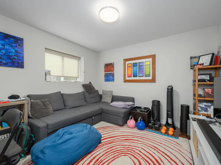 2834 E Georgia Street, Vancouver, BC, V5K 2K4 - 29
