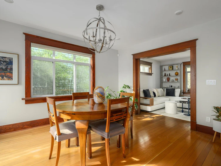 2834 E Georgia Street, Vancouver, BC, V5K 2K4 - 10