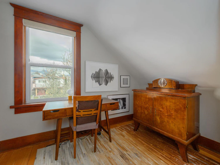 2834 E Georgia Street, Vancouver, BC, V5K 2K4 - 24