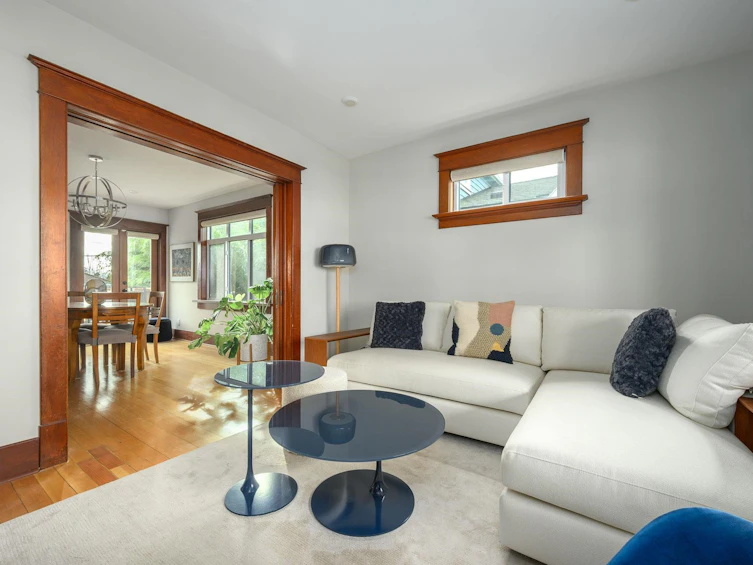 2834 E Georgia Street, Vancouver, BC, V5K 2K4 - 6