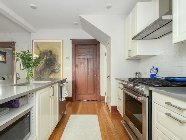 2834 E Georgia Street, Vancouver, BC, V5K 2K4 - 14