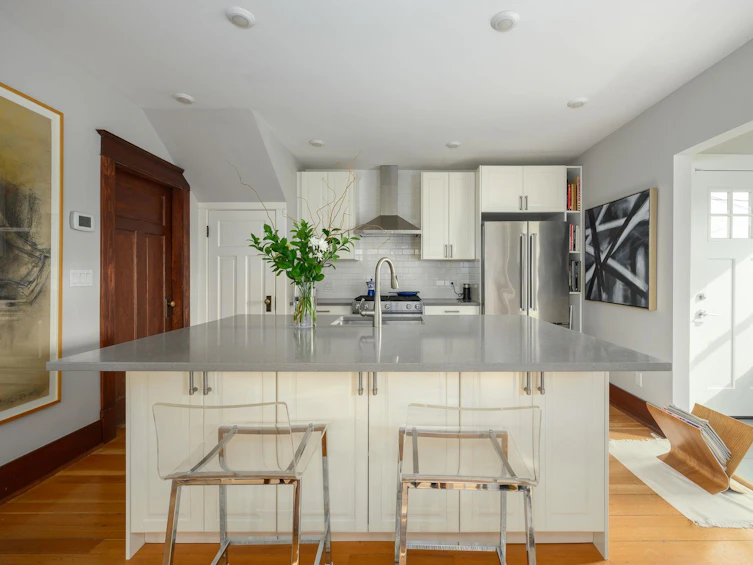 2834 E Georgia Street, Vancouver, BC, V5K 2K4 - 11