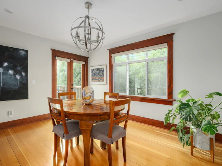 2834 E Georgia Street, Vancouver, BC, V5K 2K4 - 9