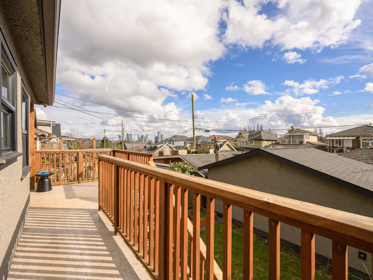2834 E Georgia Street, Vancouver, BC, V5K 2K4 - 37
