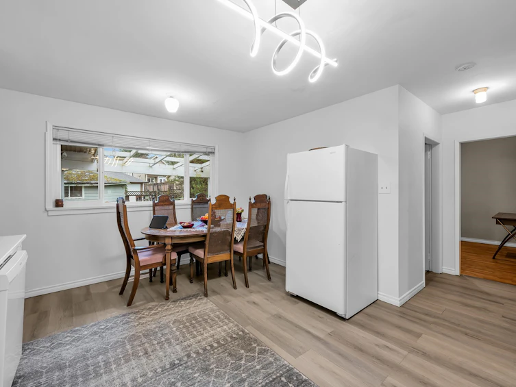 450 W 15th Street, North Vancouver, BC, V7M 1S6 - 17