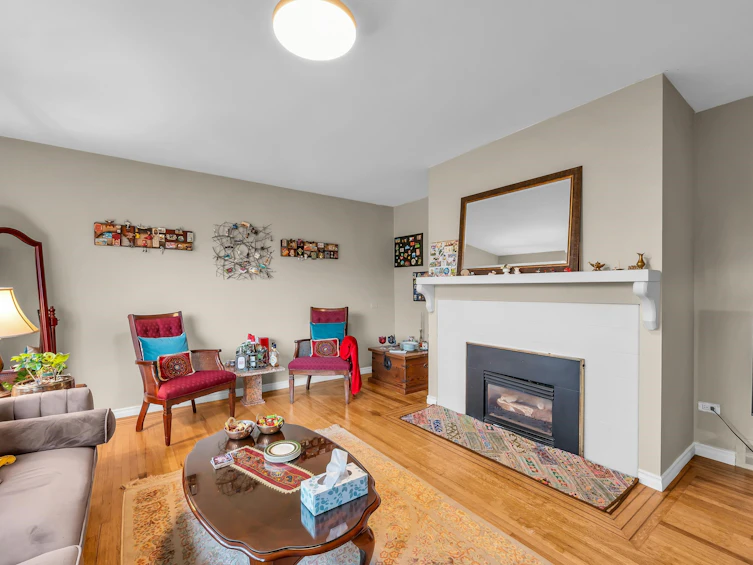 450 W 15th Street, North Vancouver, BC, V7M 1S6 - 8
