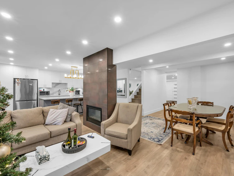 1249 Doran Road, North Vancouver, BC, V7K 1M8 - 9