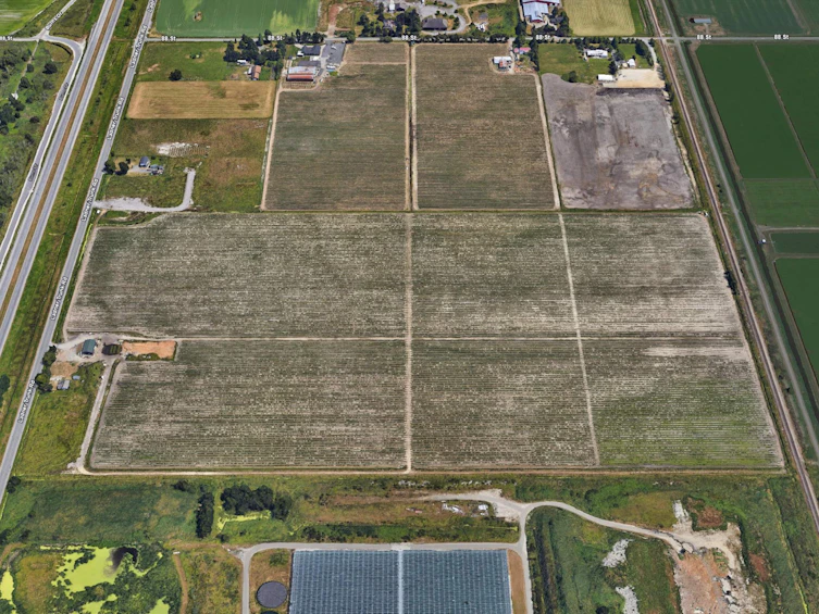 8442 Ladner Trunk Road, Delta, BC, V4K 3N3 - 34