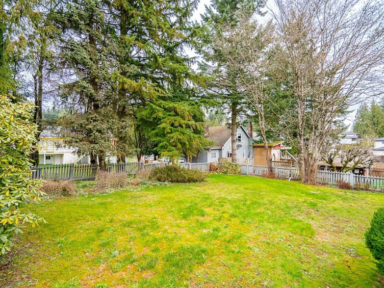2293 Warrenton Avenue, Coquitlam, BC, V3K 3M4 - 9