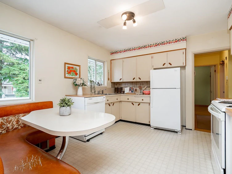 2293 Warrenton Avenue, Coquitlam, BC, V3K 3M4 - 14