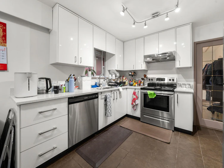 6372 Elgin Street, Vancouver, BC, V5W 3K3 - 12