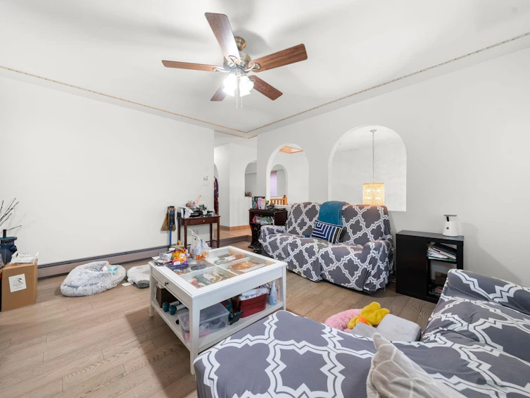 6372 Elgin Street, Vancouver, BC, V5W 3K3 - 5