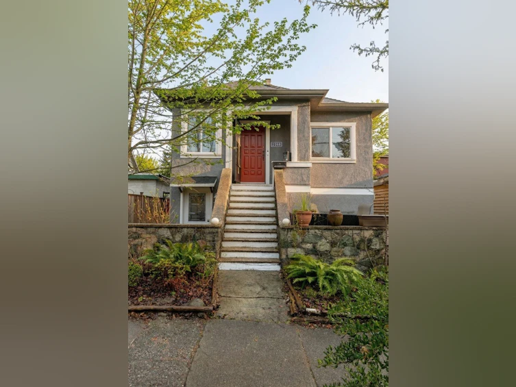 2156 E Pender Street, Vancouver, BC, V5L 1X2 - 38