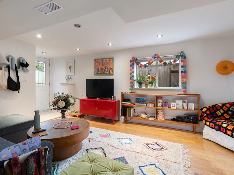 2156 E Pender Street, Vancouver, BC, V5L 1X2 - 32