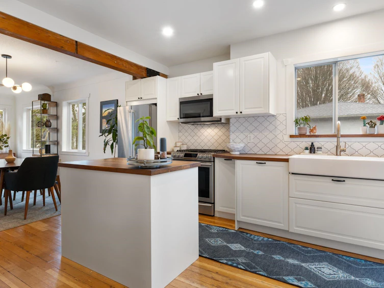 2156 E Pender Street, Vancouver, BC, V5L 1X2 - 14