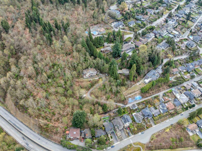 7235 Bayview Drive - 3
