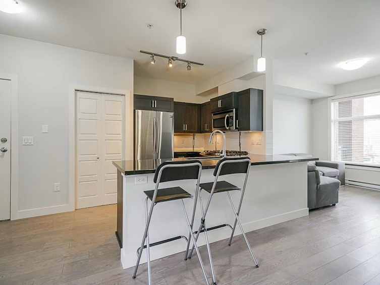 211-20058 Fraser Highway, Langley, BC, V3A 0E5 - 8