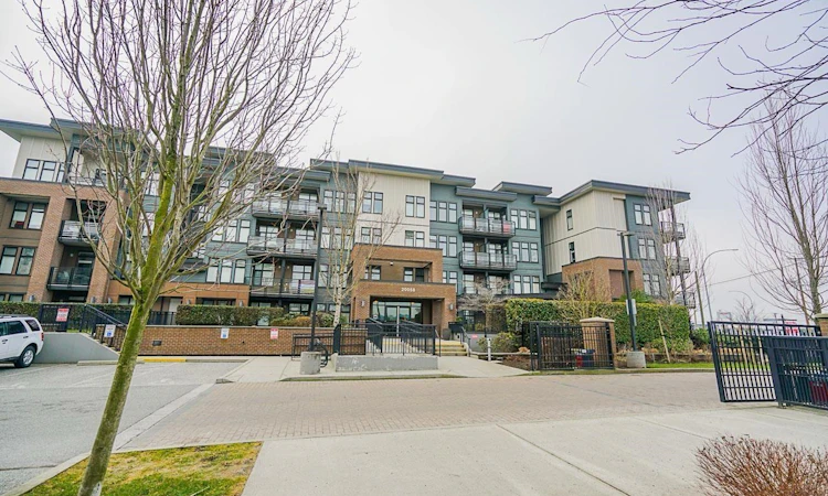 211-20058 Fraser Highway