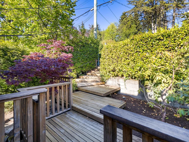 3841 Lonsdale Avenue, North Vancouver, BC, V7N 3K8 - 35