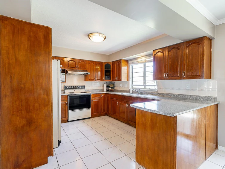 10288 Hall Avenue, Richmond, BC, V6X 3T9 - 10