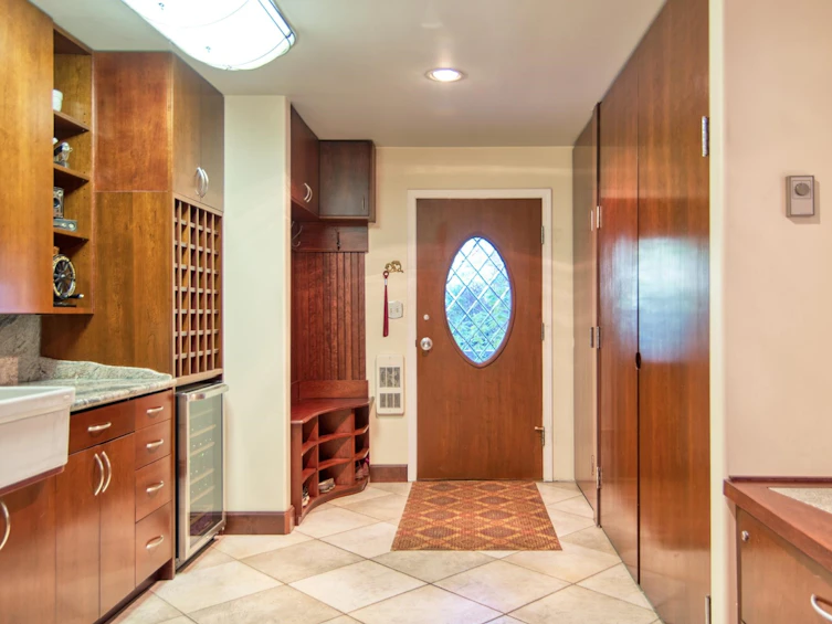 5487 Brooks Road, Halfmoon Bay, BC, V7Z 1G1 - 12