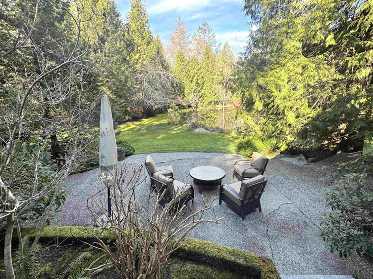 5487 Brooks Road, Halfmoon Bay, BC, V7Z 1G1 - 7