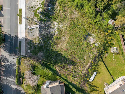 1160 Tuxedo Drive - 2