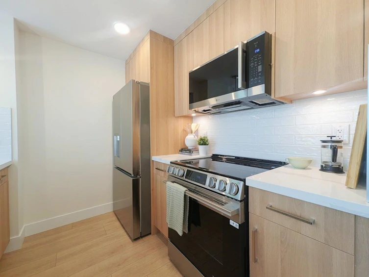 108-2368 Shaughnessy, Port Coquitlam, BC, V3C 3E3 - 9